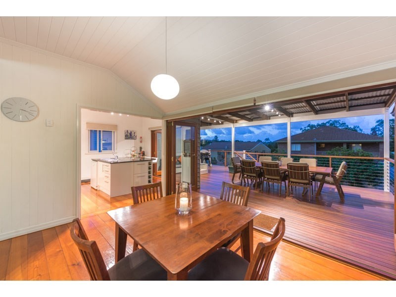 11 Bess Street, Windsor QLD 4030