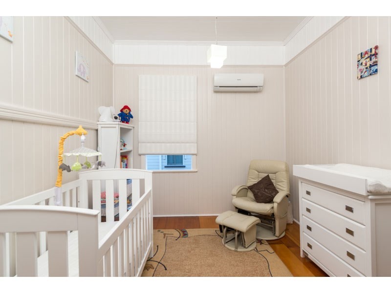 11 Bess Street, Windsor QLD 4030