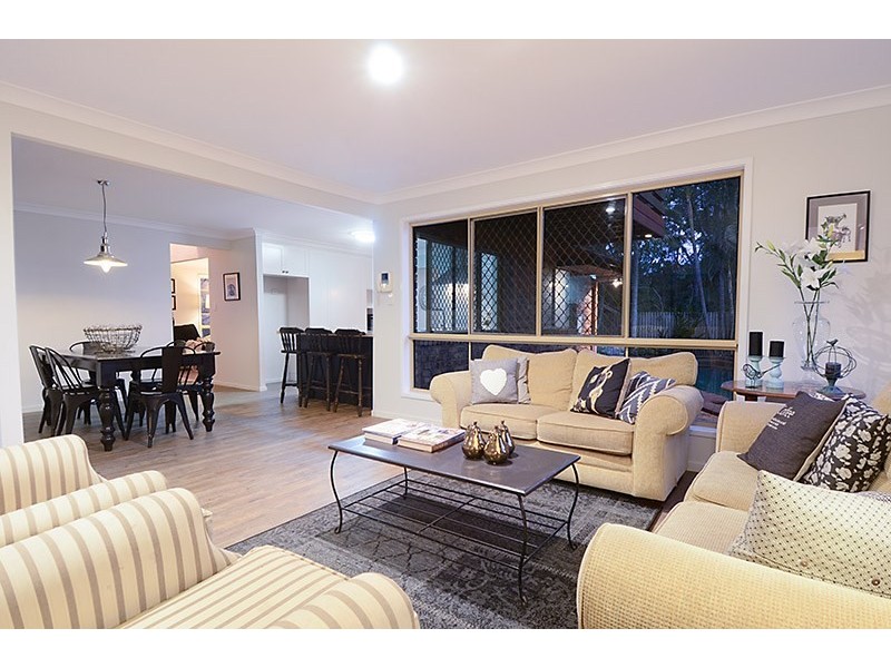 4 Colonial Court, Boondall QLD 4034