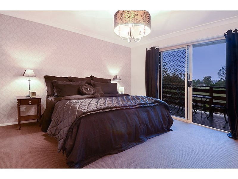 4 Colonial Court, Boondall QLD 4034