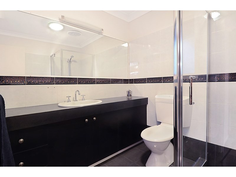 4 Colonial Court, Boondall QLD 4034