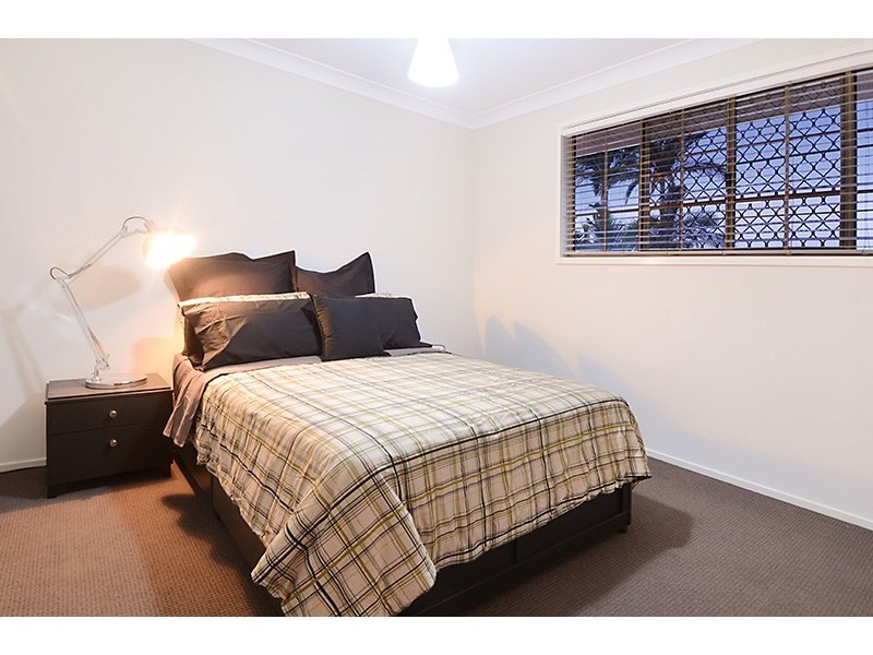 4 Colonial Court, Boondall QLD 4034