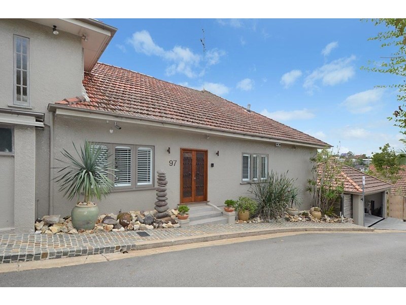 97 Hillside Crescent, Hamilton QLD 4007