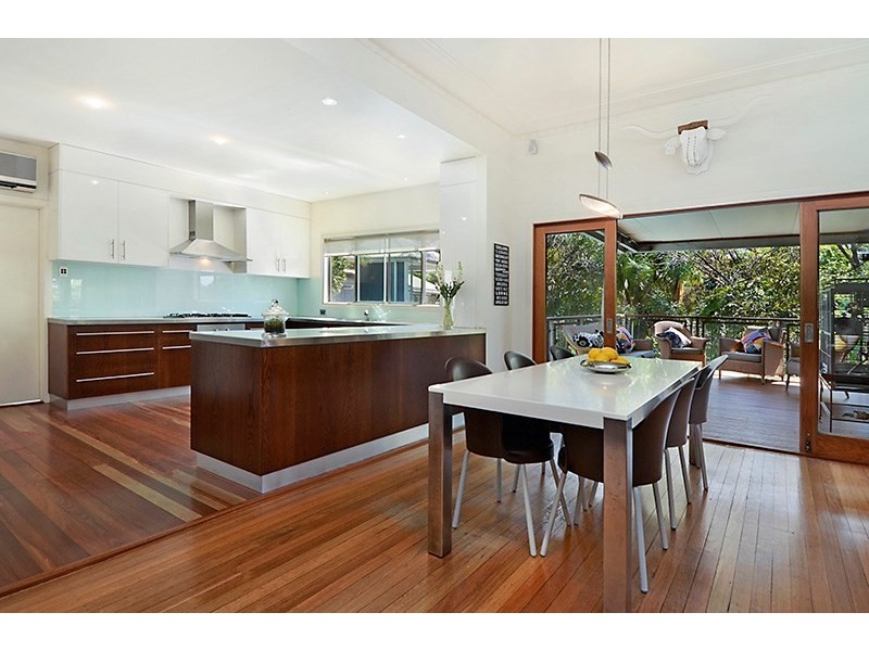 97 Hillside Crescent, Hamilton QLD 4007