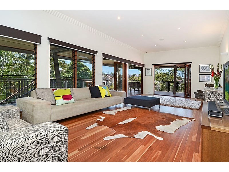 97 Hillside Crescent, Hamilton QLD 4007