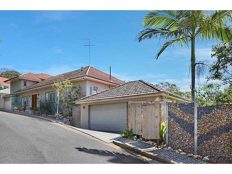 97 Hillside Crescent, Hamilton QLD 4007