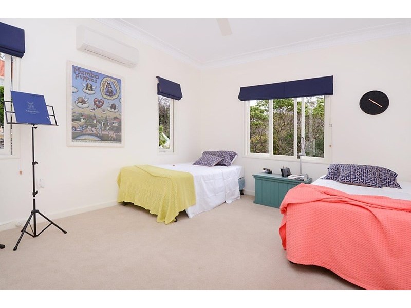 97 Hillside Crescent, Hamilton QLD 4007