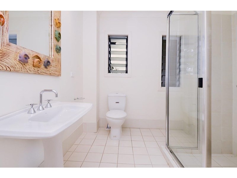 97 Hillside Crescent, Hamilton QLD 4007