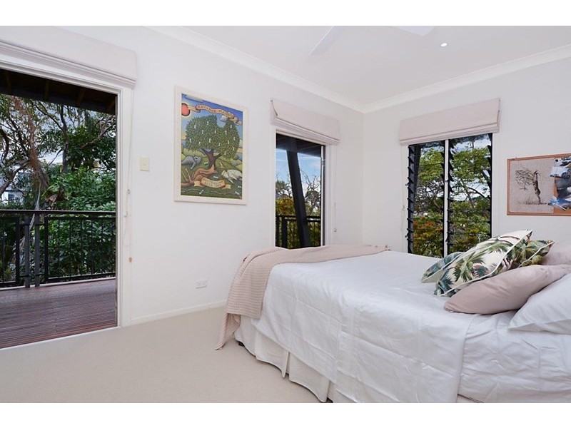 97 Hillside Crescent, Hamilton QLD 4007