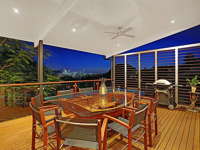 23 Ludlow Street, Hamilton QLD 4007