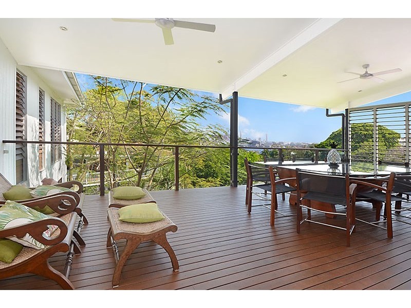 23 Ludlow Street, Hamilton QLD 4007