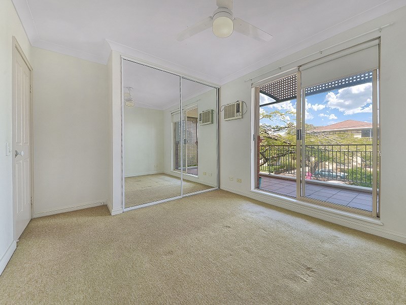 4/90 Racecourse Road, Ascot QLD 4007