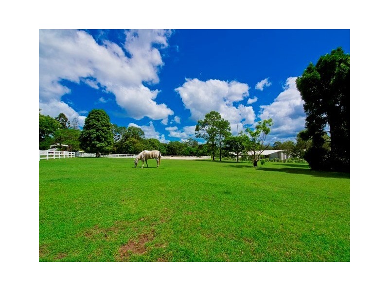 70 Tiverton Place, Bridgeman Downs QLD 4035