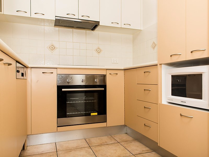 8/5 Whytecliffe Street, Albion QLD 4010