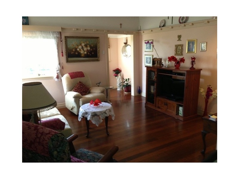 26 Deloraine Street, Wavell Heights QLD 4012