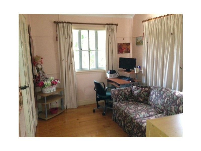 26 Deloraine Street, Wavell Heights QLD 4012