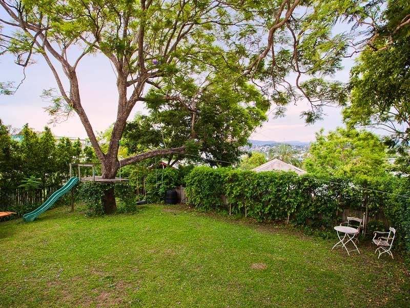 40 Hipwood Road, Hamilton QLD 4007