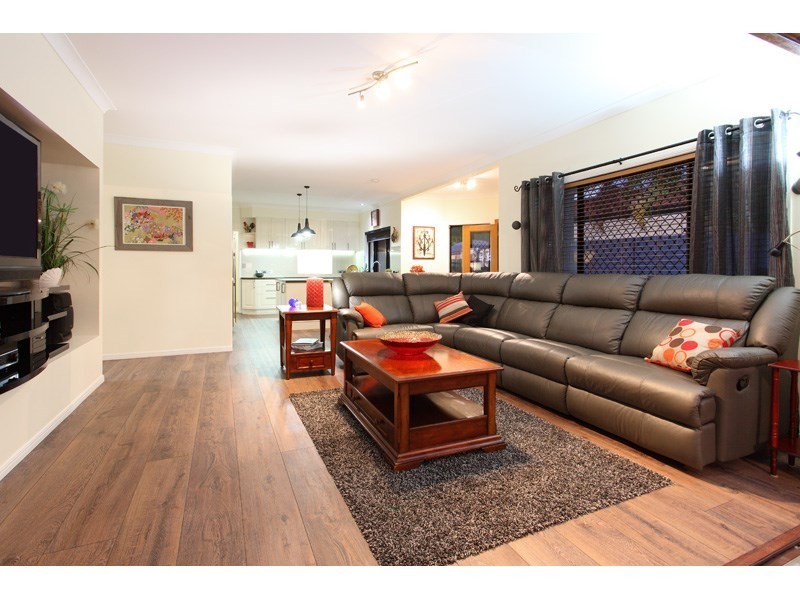 19 Marara Court, Albany Creek QLD 4035