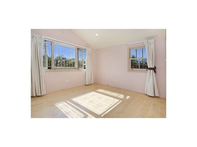 96 Constitution Road, Windsor QLD 4030