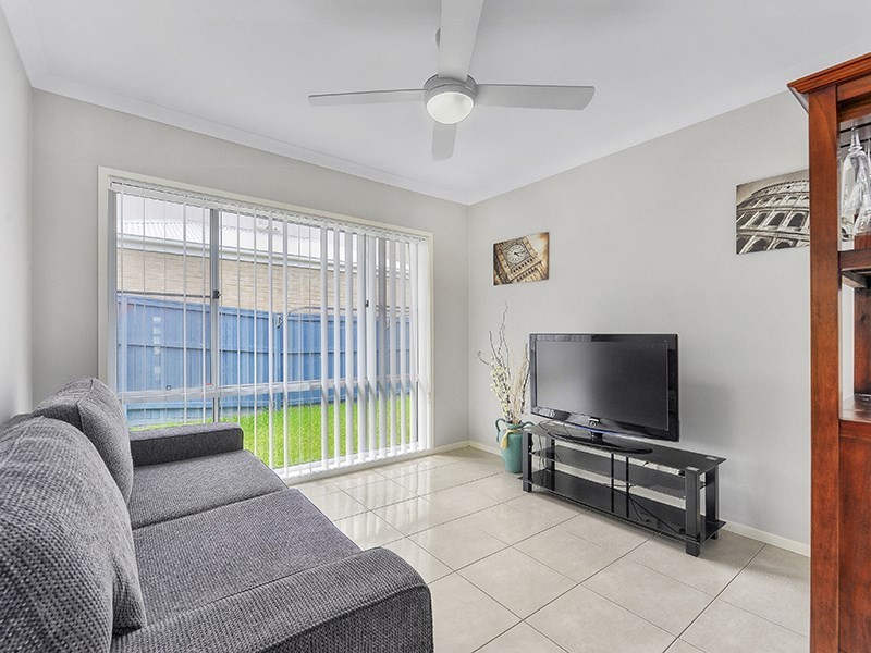 2 Booyong Place, Bridgeman Downs QLD 4035