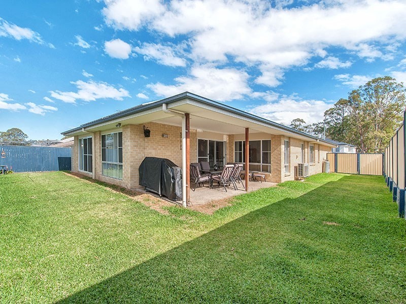 2 Booyong Place, Bridgeman Downs QLD 4035