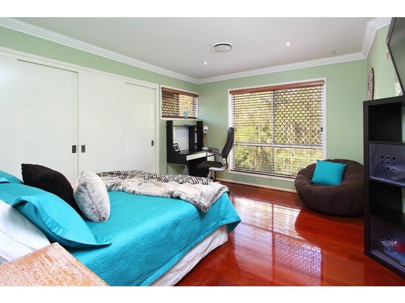 Bridgeman Downs QLD 4035