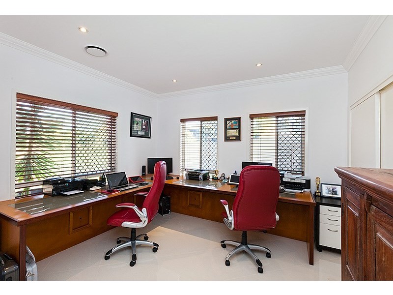 Bridgeman Downs QLD 4035