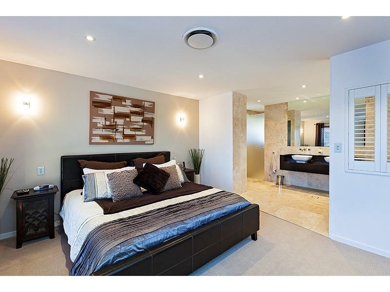 Bridgeman Downs QLD 4035