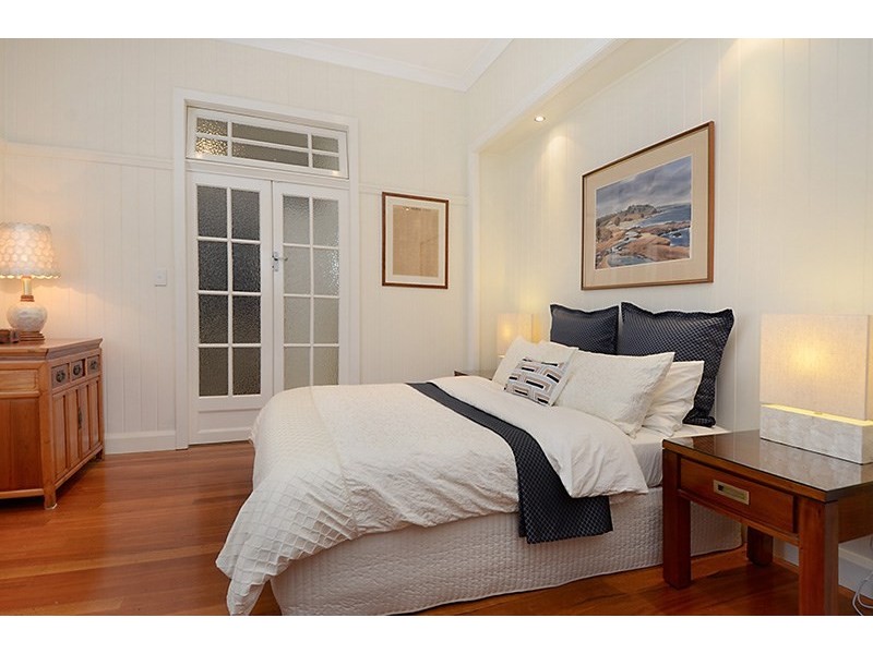 6 Boston Street, Clayfield QLD 4011