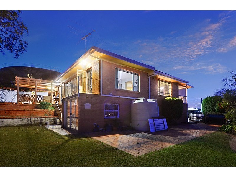 17A Apex Street, Balmoral QLD 4171