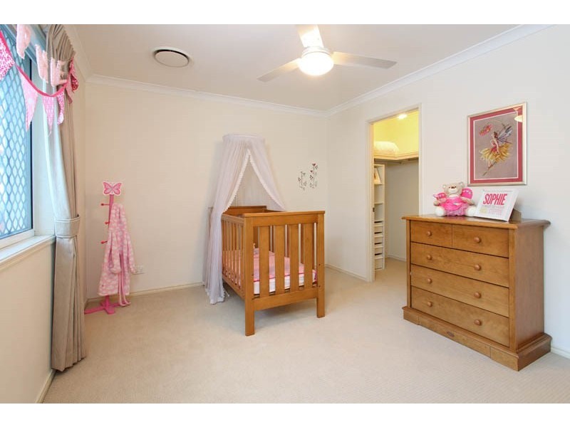 26 Shuttle Place, Bridgeman Downs QLD 4035