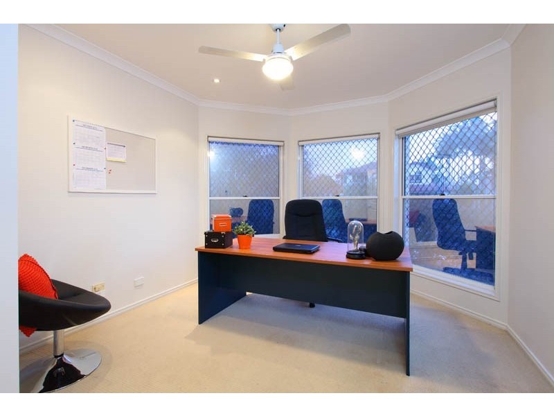 26 Shuttle Place, Bridgeman Downs QLD 4035