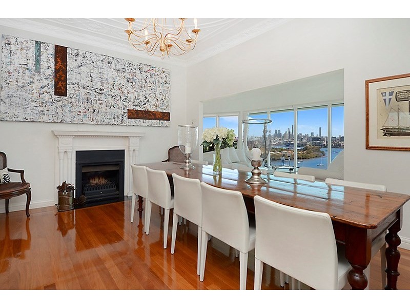 20 Eldernell Terrace, Hamilton QLD 4007