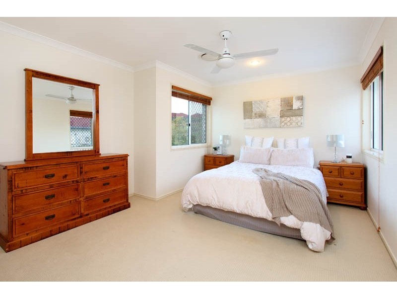 26 Shuttle Place, Bridgeman Downs QLD 4035