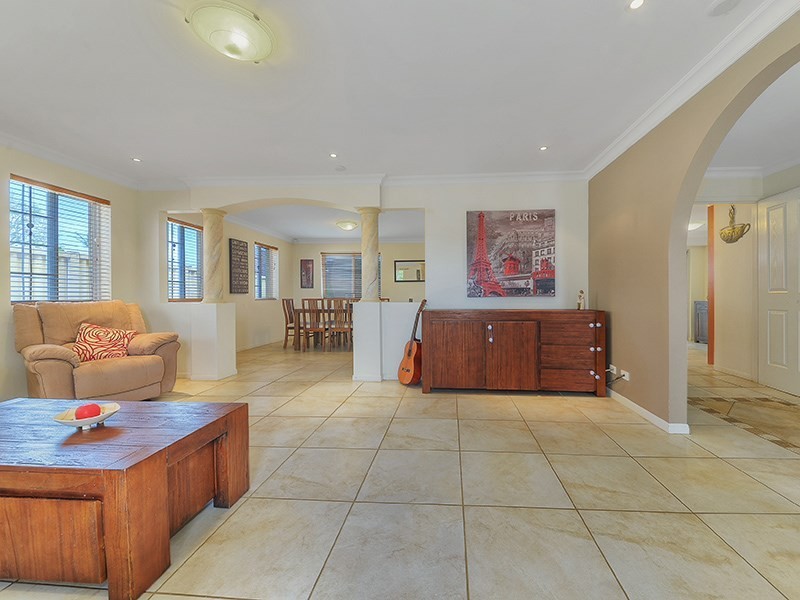 20 Claret Street, Carseldine QLD 4034