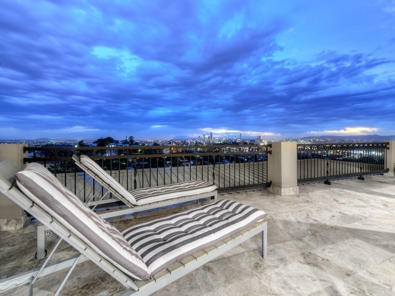 16 Massey Street, Ascot QLD 4007