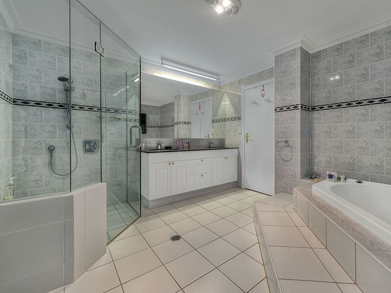 16 Massey Street, Ascot QLD 4007