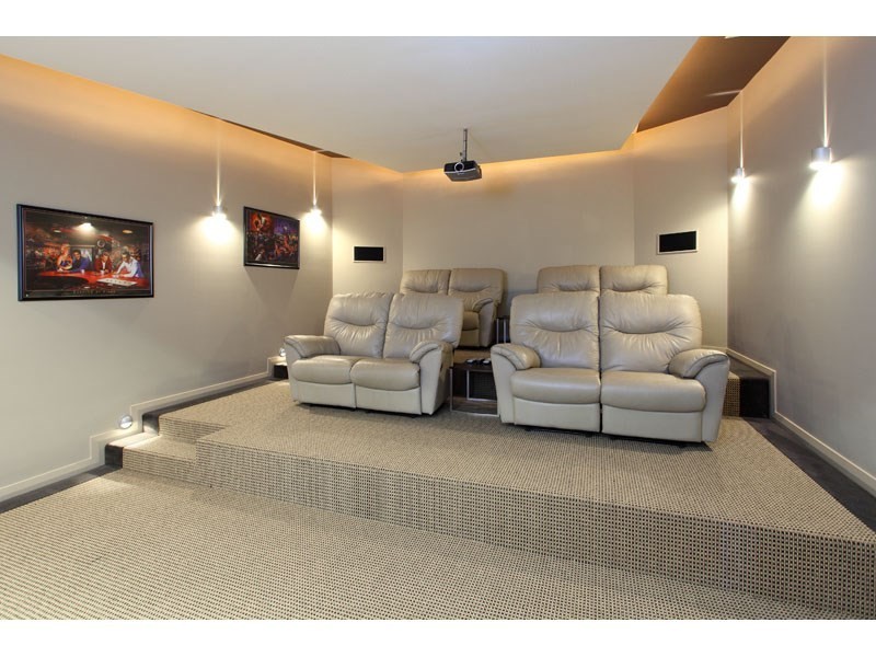 7 Pine Mountain Court, Carina Heights QLD 4152