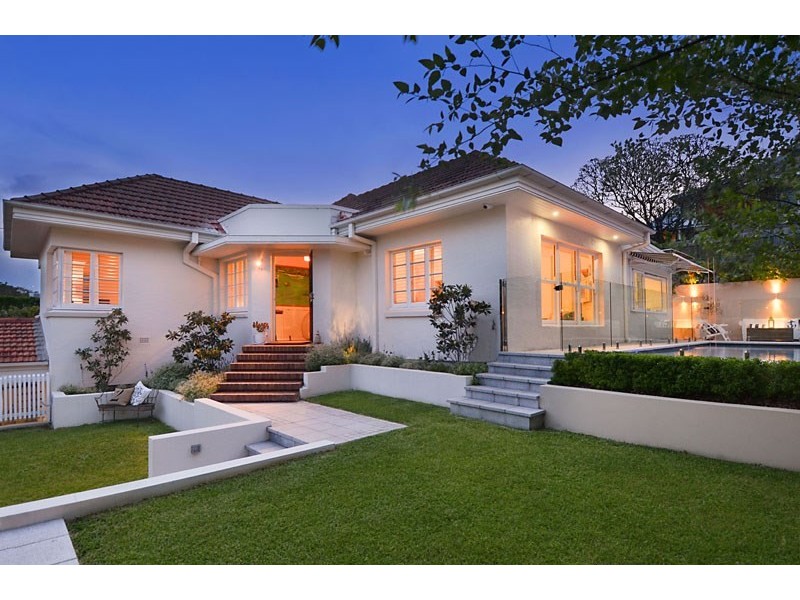 42 Sparkes Avenue, Hamilton QLD 4007