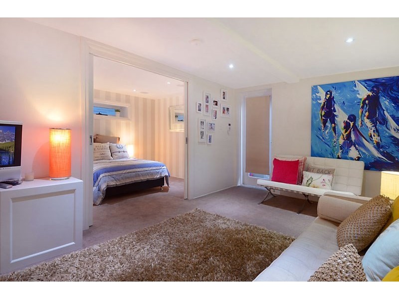 42 Sparkes Avenue, Hamilton QLD 4007