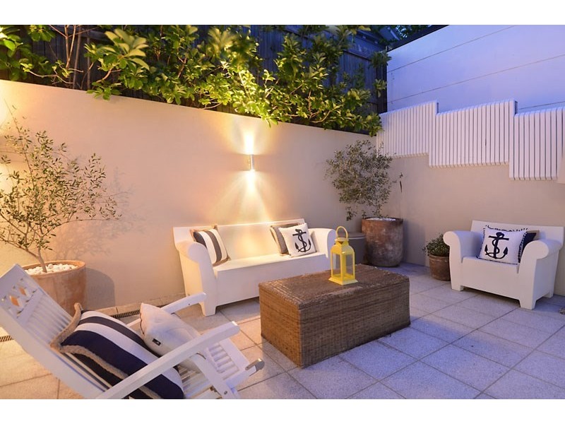 42 Sparkes Avenue, Hamilton QLD 4007