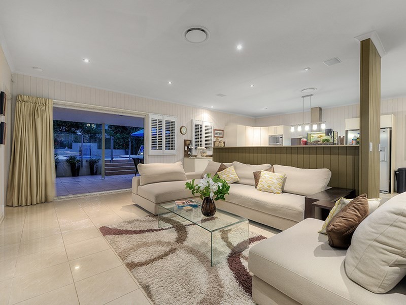 122 Reeve Street, Clayfield QLD 4011