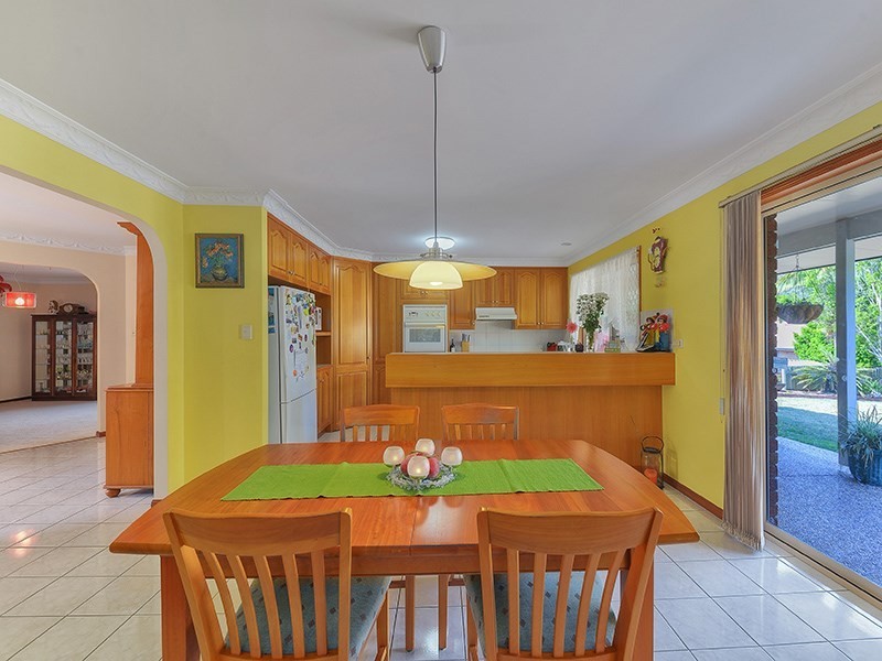 6 Sommerville Place, Chermside West QLD 4032