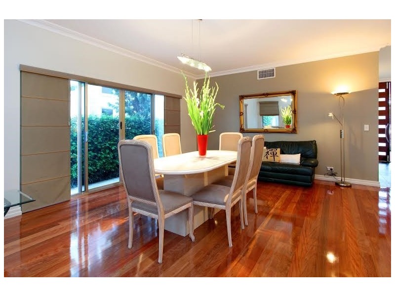 42 Ascot Street, Ascot QLD 4007