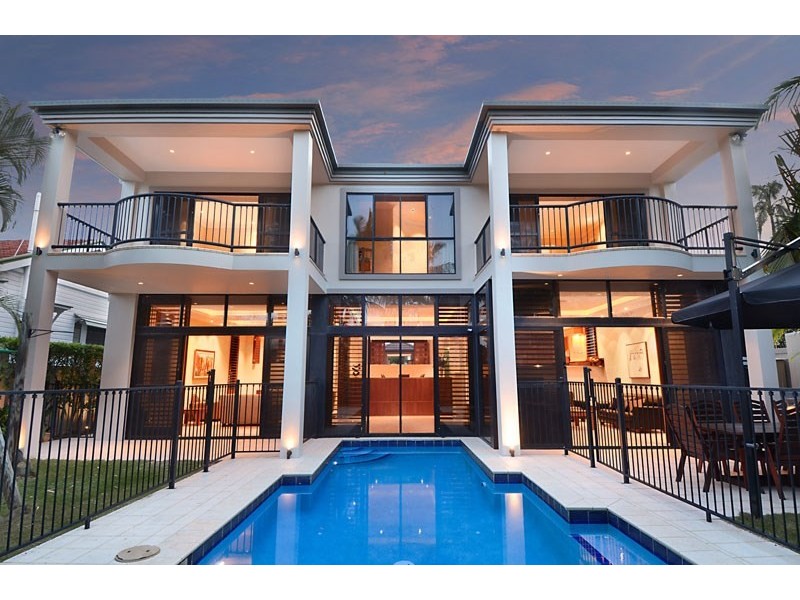 8 Palm Avenue, Ascot QLD 4007