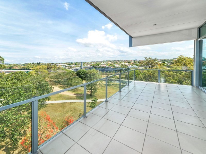 807/23 Parkland Street, Nundah QLD 4012