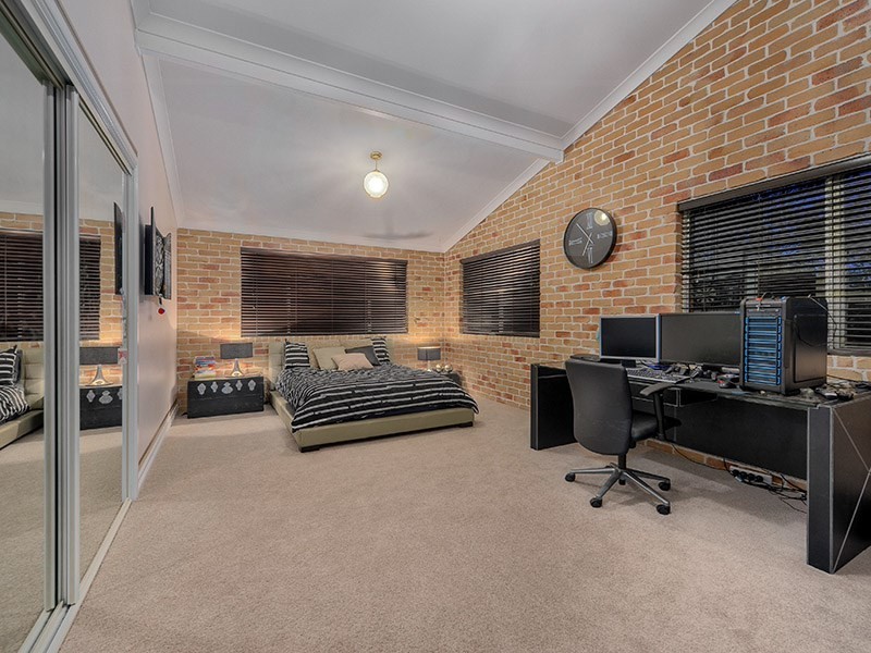 872 Beams Road, Bridgeman Downs QLD 4035