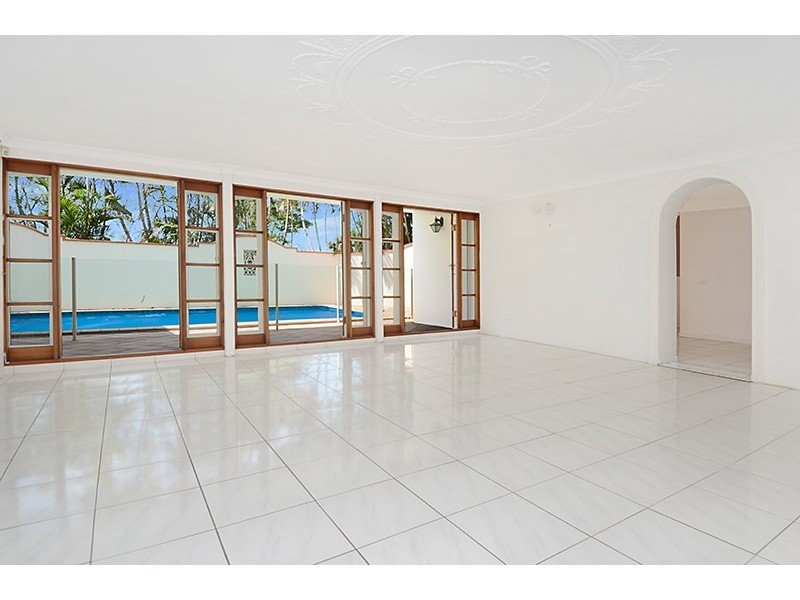 113 Crescent Road, Hamilton QLD 4007