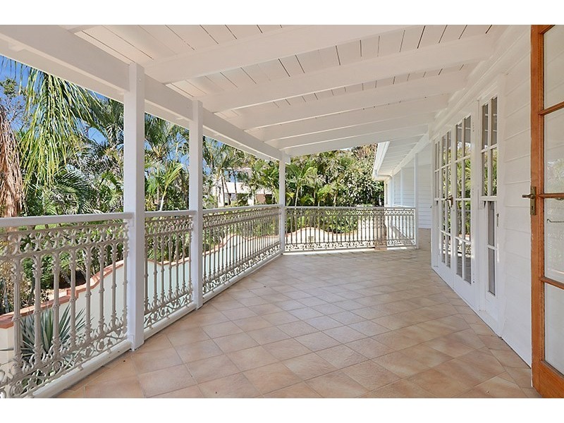 113 Crescent Road, Hamilton QLD 4007