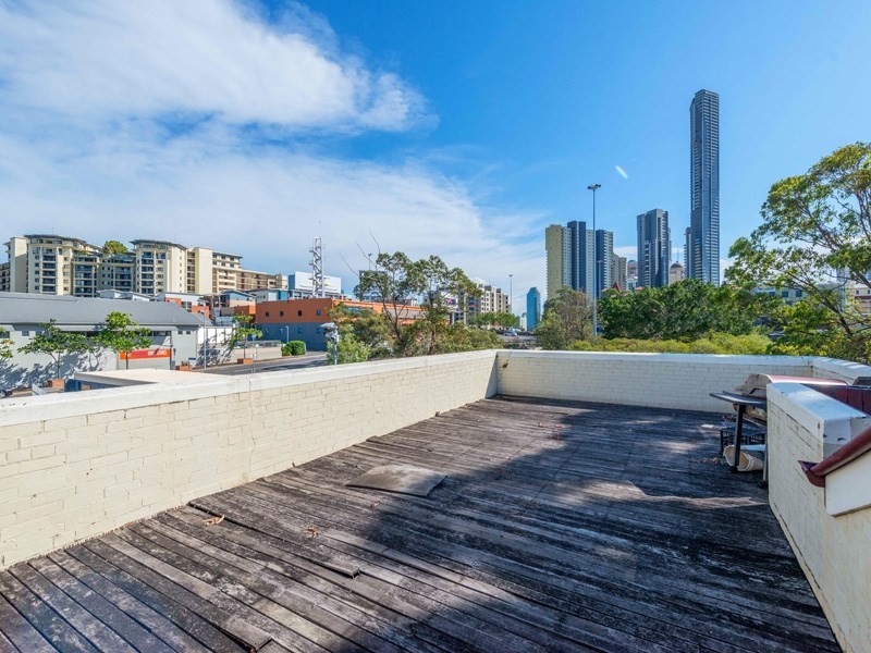 9 McLachlan Street, Fortitude Valley QLD 4006